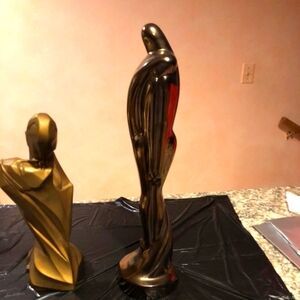 Decorative  Figurines